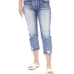 Women's rock revival Capri jeans.